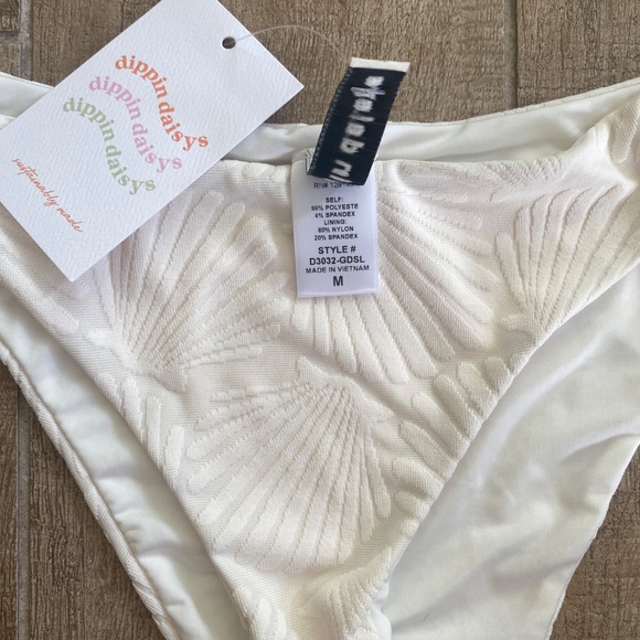 Dippin Daisys Gardenia Seashell Nocturnal Bikini Bottom - Picture 2 of 5